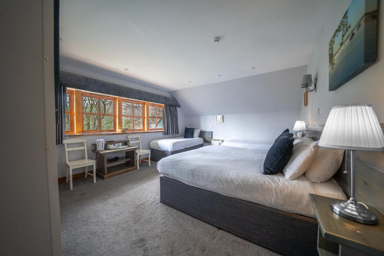 Oak Tree Inn Балмаха Экстерьер фото